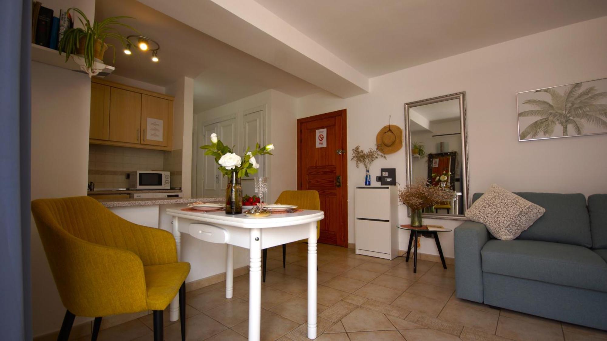 Apartamento Familiar Con Piscina Con Wi Fi En Los Cristianos Los Cristianos  Bagian luar foto
