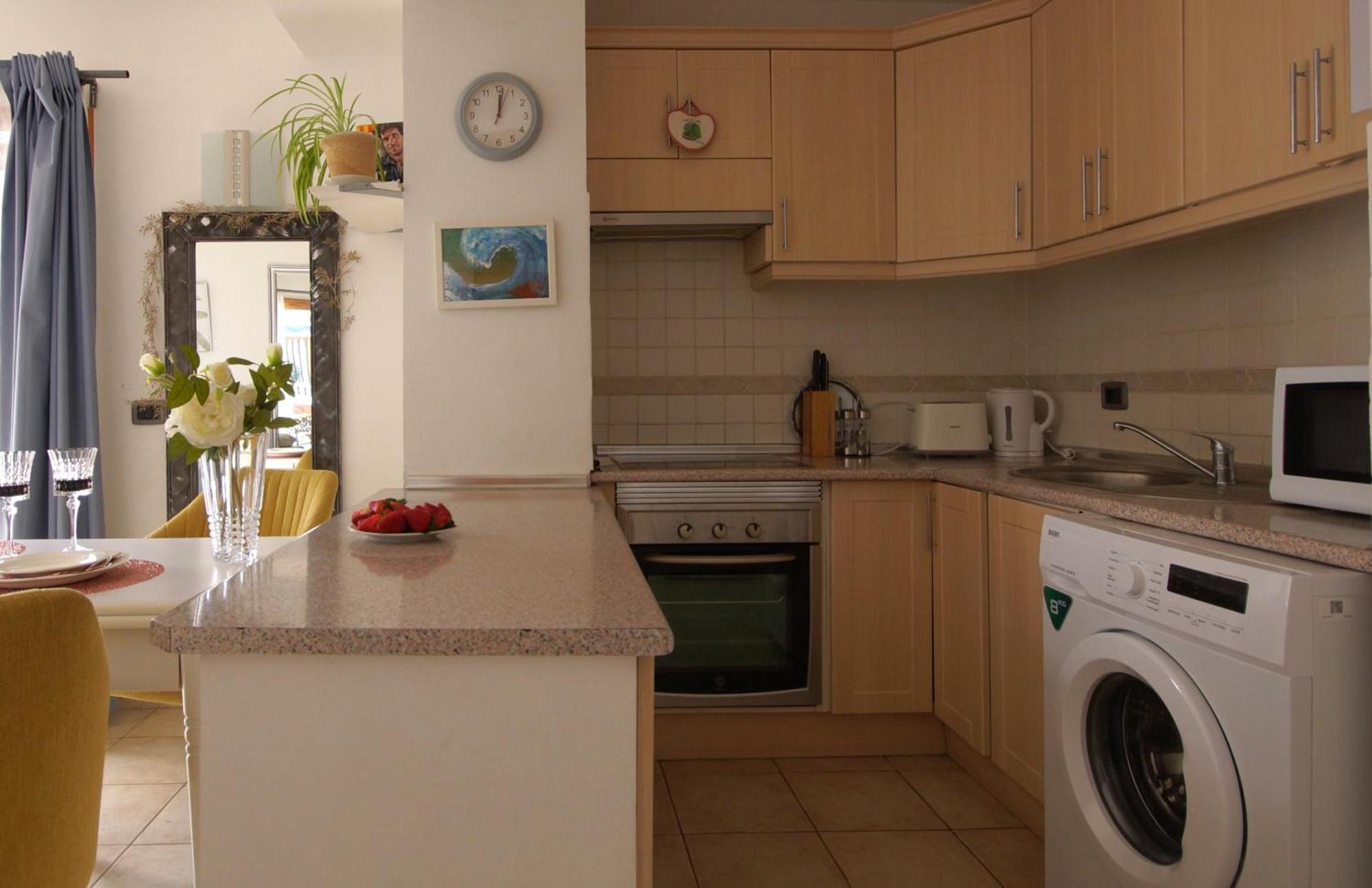 Apartamento Familiar Con Piscina Con Wi Fi En Los Cristianos Los Cristianos  Bagian luar foto